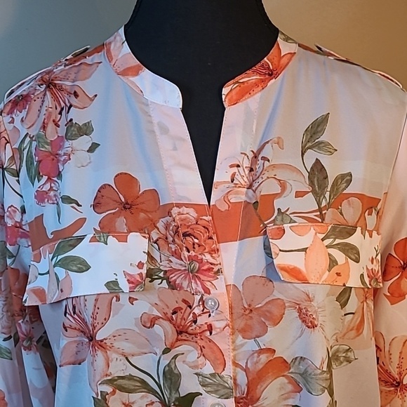 CALVIN KLEIN Botanical Roll-Sleeve Utility Blouse, Size Small - Picture 5 of 14